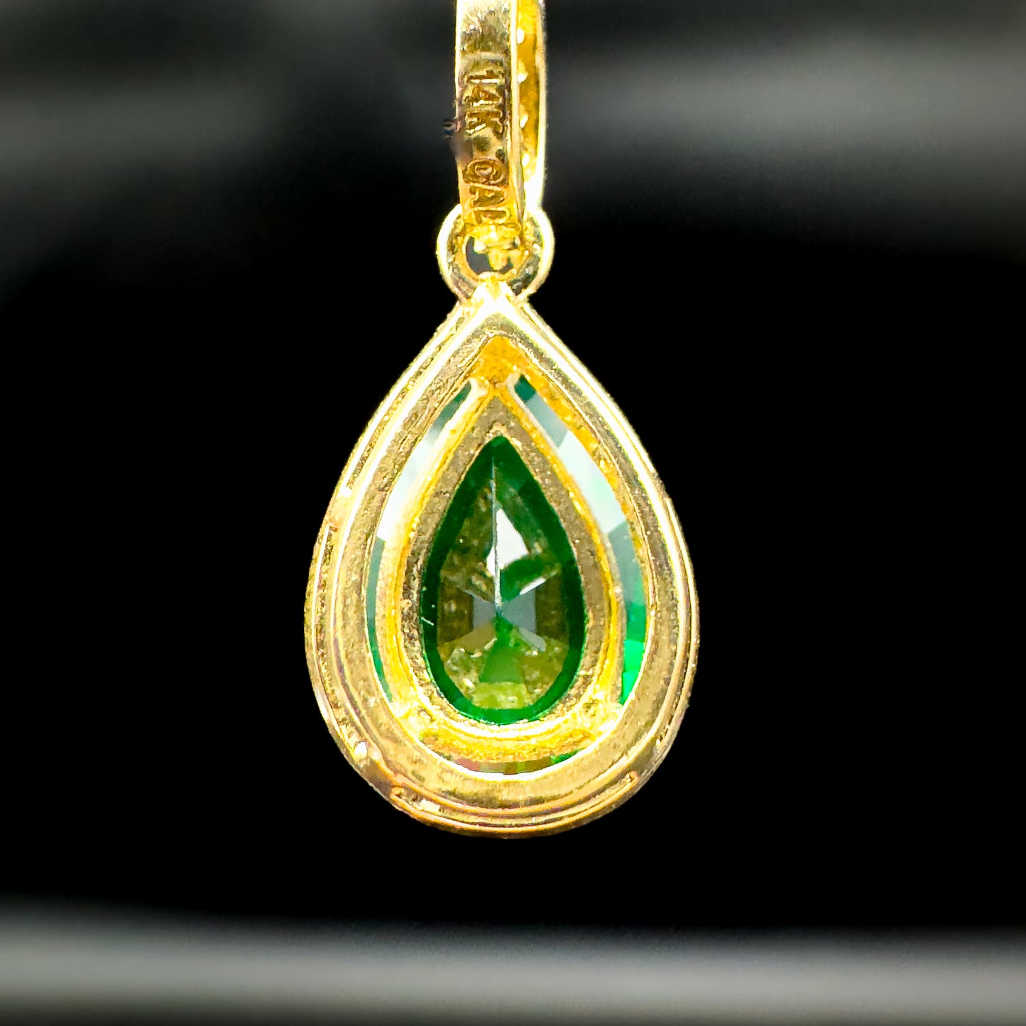 Exquisite Pear-Shaped Stimulated Emerald Pendant (14k Yellow Gold)