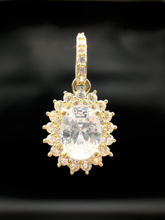 Luxurious Oval-Cut Stimulated Diamond Pendant