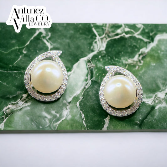 Pearl Elegance Drop Earrings